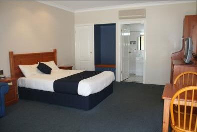 Breakout Motor Inn - South Australia Travel 0