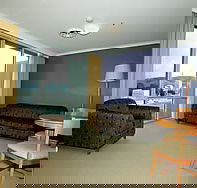 Waldorf Apartments Hotel Canberra - South Australia Travel