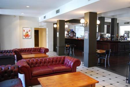 Captain Stirling Hotel - South Australia Travel 4