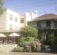 Magnolia Court Boutique Hotel - South Australia Travel