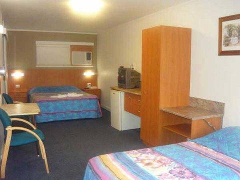 Motel Monaco - South Australia Travel 0