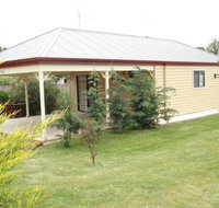 Gumtrees Cottage - South Australia Travel