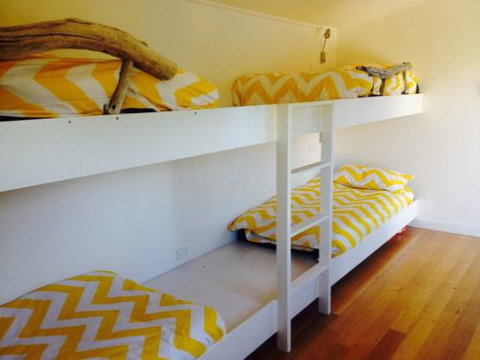 Greens Beach Cottage - South Australia Travel 9