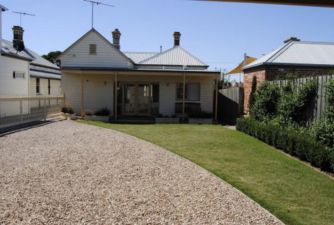 Sabina On Little Myers - South Australia Travel 8