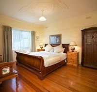 Nazaaray Beach House - South Australia Travel