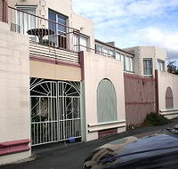 Bay Arcade Holiday Flats