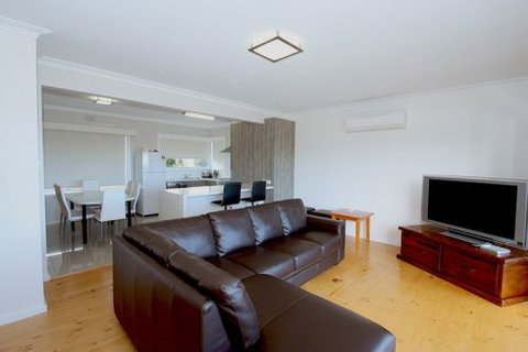 Saltwater Haven - Apollo Bay - South Australia Travel 3