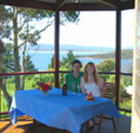 Pomona Spa Cottages - South Australia Travel