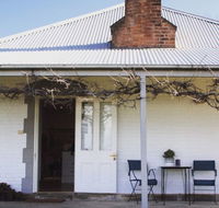 Old Schoolhouse Milton - South Australia Travel