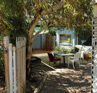 Carnarvon Caravan Park - South Australia Travel