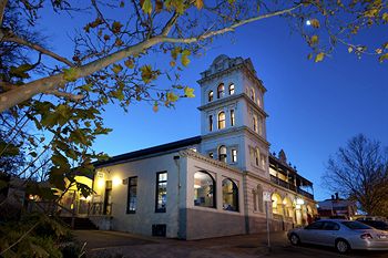 Yarra Valley Grand Hotel - South Australia Travel 1