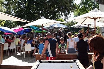 Yarra Valley Grand Hotel - South Australia Travel 6