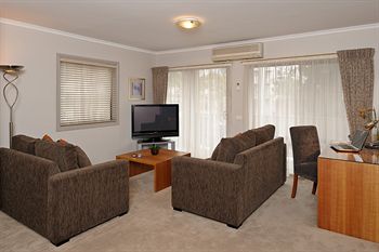 Ringwood Royale - South Australia Travel 2