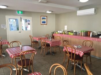 Waldorf The Entrance Serviced Apartments - South Australia Travel 18