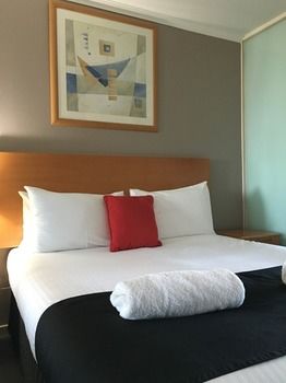 Waldorf The Entrance Serviced Apartments - South Australia Travel 21