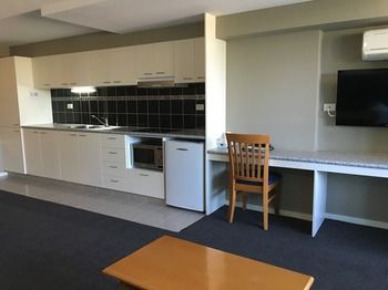 Waldorf The Entrance Serviced Apartments - South Australia Travel 46