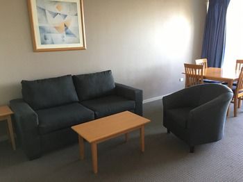 Waldorf The Entrance Serviced Apartments - South Australia Travel 55
