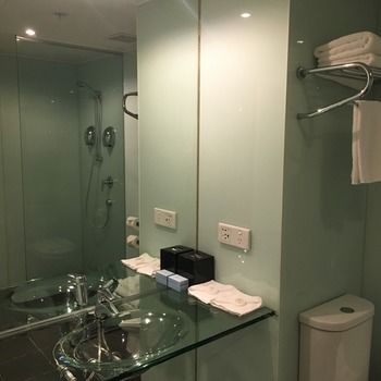 Ramada Encore Dandenong - South Australia Travel 1