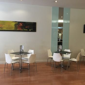 Ramada Encore Dandenong - South Australia Travel 3