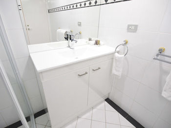 Oaks On Castlereagh, Sydney Central - South Australia Travel 2