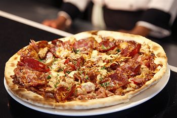 Alpha Hotel Eastern Creek - South Australia Travel 0