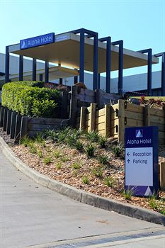 Alpha Hotel Eastern Creek - South Australia Travel 6