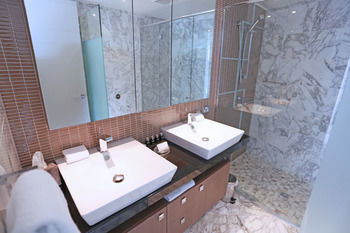 Oceans Mooloolaba - South Australia Travel 32