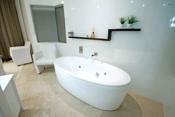 Oceans Mooloolaba - South Australia Travel 37