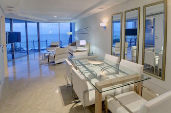 Oceans Mooloolaba - South Australia Travel 50