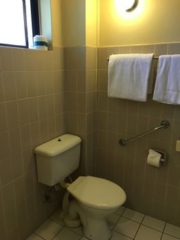 El Lago Waters Motel - South Australia Travel 13