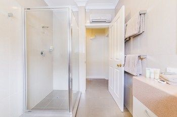 Best Western Melbourne's Princes Park Motor Inn - South Australia Travel 6