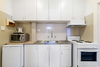 Best Western Melbourne's Princes Park Motor Inn - South Australia Travel 32