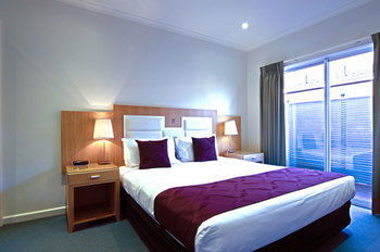 Buckingham International Serviced Apartments - South Australia Travel 12