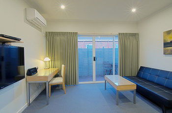 Buckingham International Serviced Apartments - South Australia Travel 17