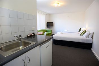 City Edge Serviced Apartments East Melbourne - South Australia Travel 6