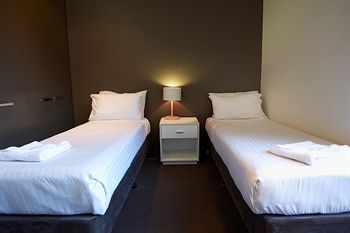 City Edge Serviced Apartments East Melbourne - South Australia Travel 8