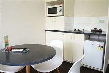 City Edge Serviced Apartments East Melbourne - South Australia Travel 40