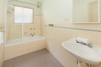 City Edge Serviced Apartments East Melbourne - South Australia Travel 47