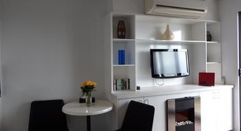 Hiigh Apartments - South Australia Travel 9
