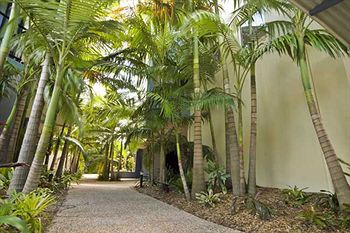 Twin Quays Noosa Resort - South Australia Travel 0