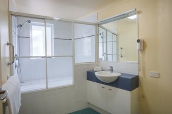 Twin Quays Noosa Resort - South Australia Travel 46