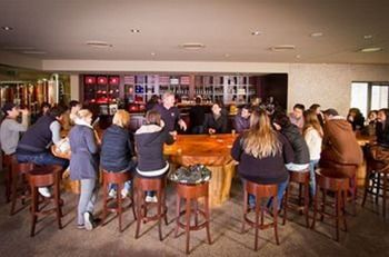 Potters Hotel Brewery Resort - South Australia Travel 11
