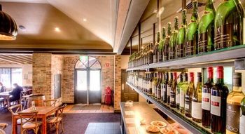 Potters Hotel Brewery Resort - South Australia Travel 38