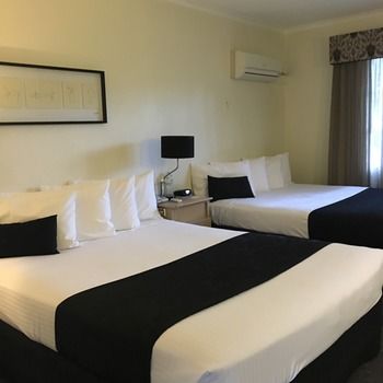 Eltham Gateway Hotel - South Australia Travel 31