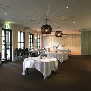 Eltham Gateway Hotel - South Australia Travel 35