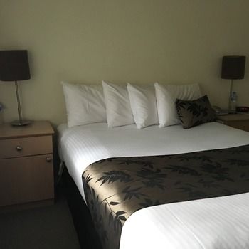 Eltham Gateway Hotel - South Australia Travel 45