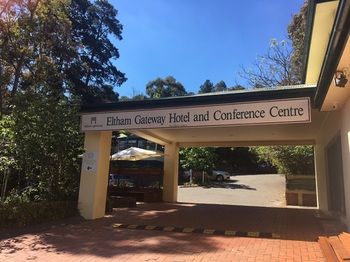 Eltham Gateway Hotel - South Australia Travel 50