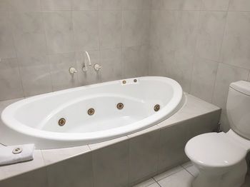 Eltham Gateway Hotel - South Australia Travel 53