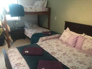 Sinclairs Country Retreat - South Australia Travel 24