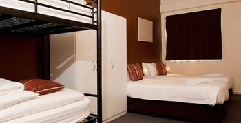 Urban Central Accommodation - Hostel - South Australia Travel 7